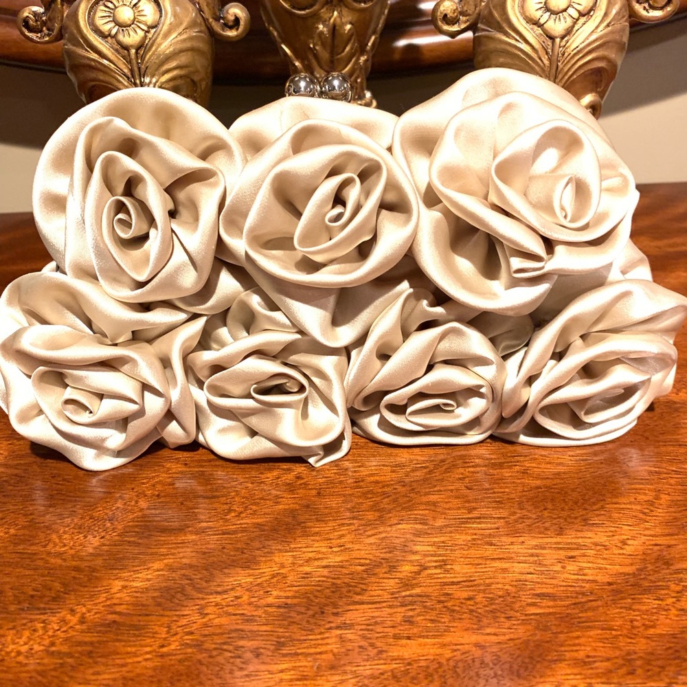 Elegant Satin Rose Pattern Evening Bag